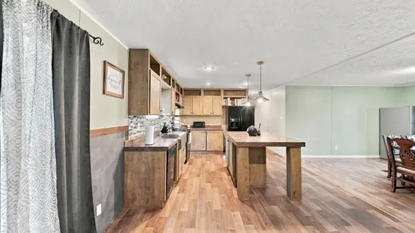437 Sterling RD, Athens, TN 37303