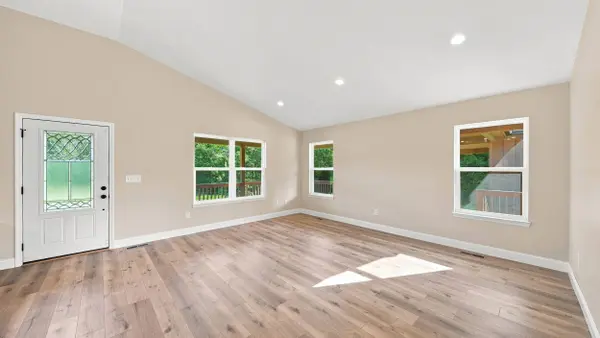 201 Timber View RD, Pikeville, TN 37367
