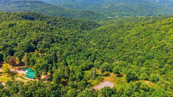 623 Coyote TRL, Spencer, TN 38585
