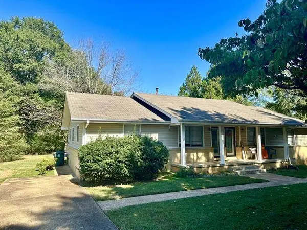 1519 Shelby CIR