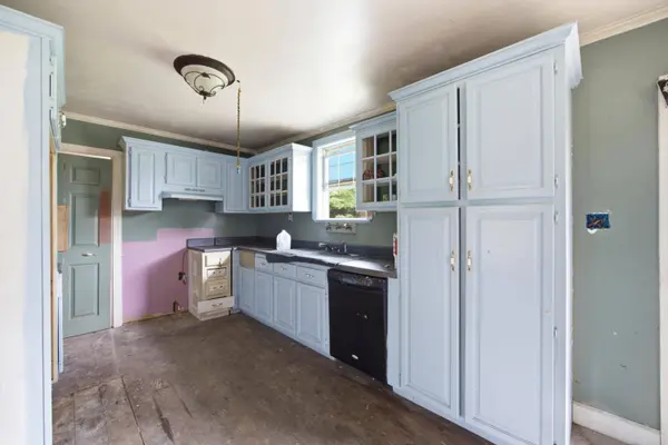 22 Mount Olive RD, Lookout Mountain, GA 30750