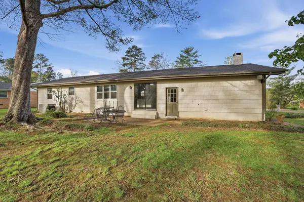 1850 Lela LN, Chattanooga, TN 37421