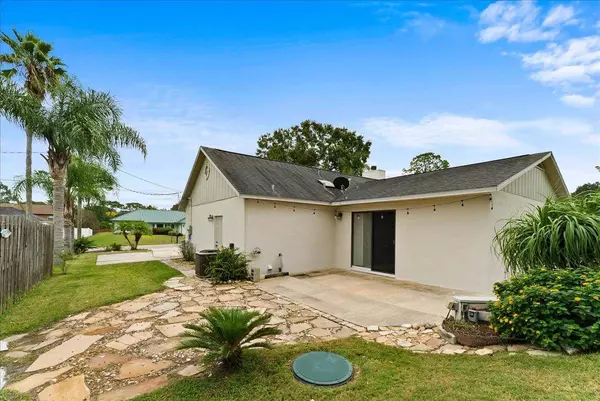 210 Dartmouth Rd, St Augustine, FL 32086