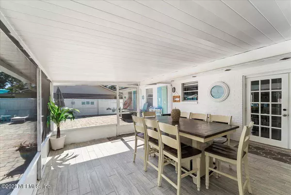 3943 EUNICE RD, Jacksonville, FL 32250