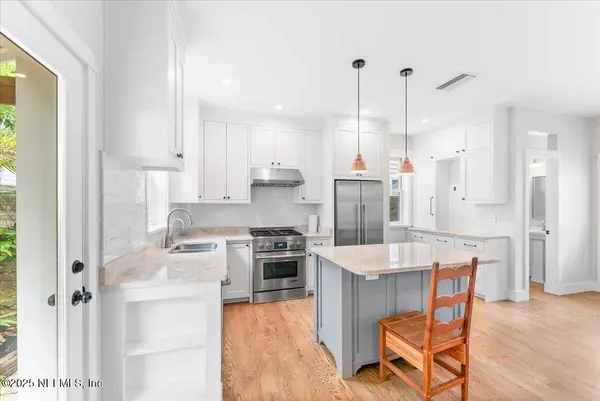 121 MOORE ST, St. Augustine, FL 32084