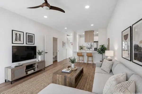 94-690 Lumiauau ST #TT5, Waipahu, HI 96797