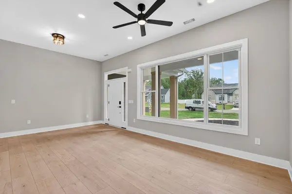 10275 DALMATIAN DR, Mcgaheysville, VA 22840
