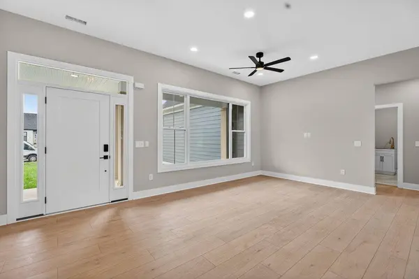 10275 DALMATIAN DR, Mcgaheysville, VA 22840