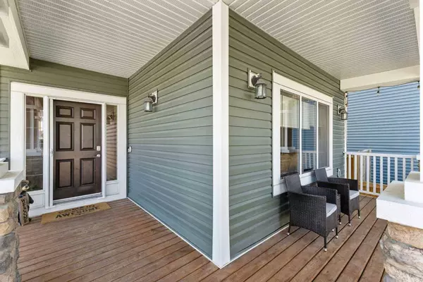 97 River Heights CRES, Cochrane, AB T4C 0J5