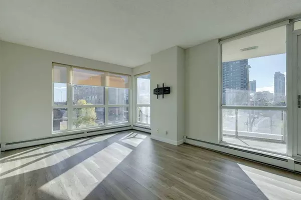 3 325 ST SE #204, Calgary, AB T2G0T9