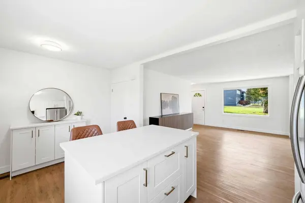 2211 19 ST NE #231, Calgary, AB T2E4Y5