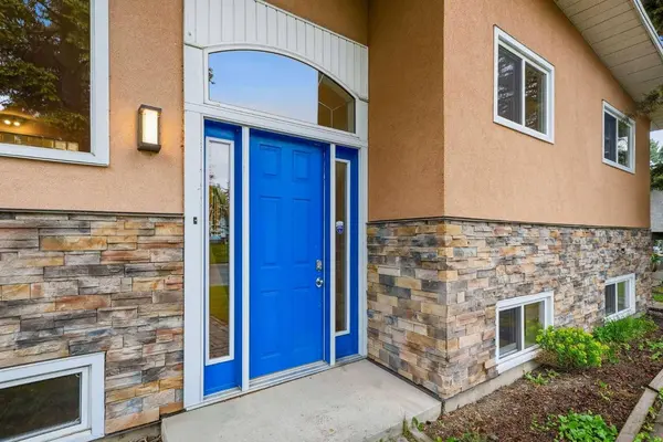 803 Millar RD NE, Calgary, AB T2E 5Z6