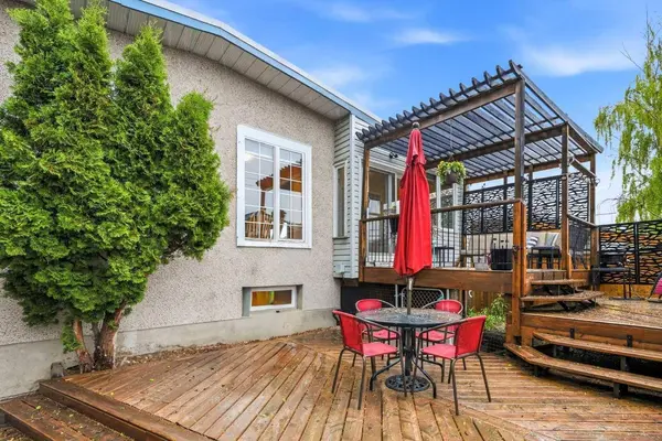 803 Millar RD NE, Calgary, AB T2E 5Z6