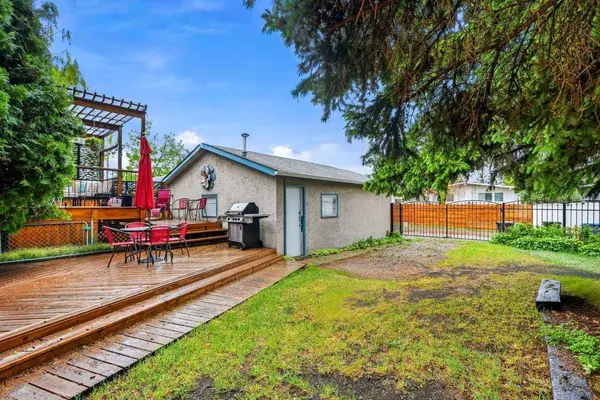 803 Millar RD NE, Calgary, AB T2E 5Z6