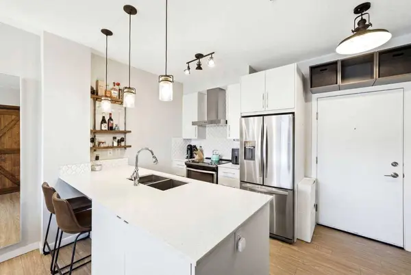 122 Mahogany Centre SE #618, Calgary, AB T3M 2Y1
