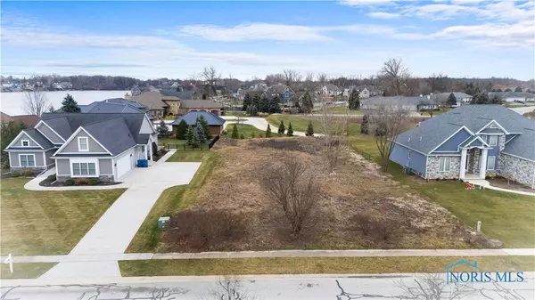 8009 Quarry RD, Maumee, OH 43537