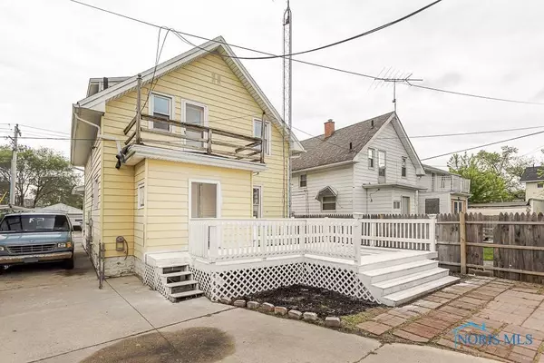 1385 Berdan AVE, Toledo, OH 43612