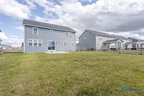 148 Valley Hall DR, Perrysburg, OH 43551