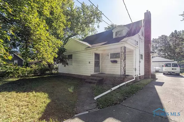 204 W 8th ST, Perrysburg, OH 43551