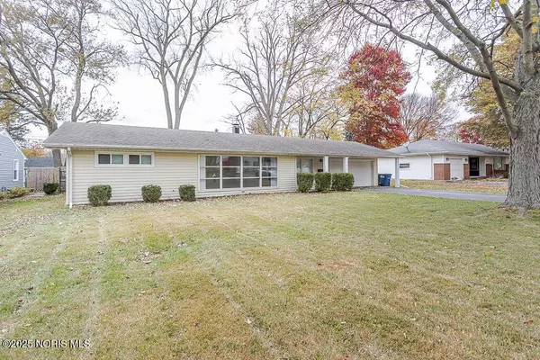 1438 Melvin DR, Toledo, OH 43615