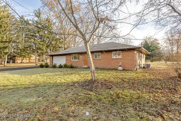 935 Raymil RD, Holland, OH 43528