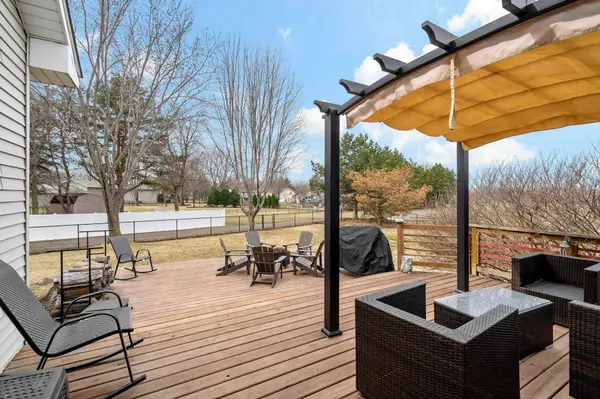 20599 Islandview CIR, Lakeville, MN 55044