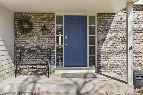 9736 Oxborough RD, Minneapolis, MN 55437