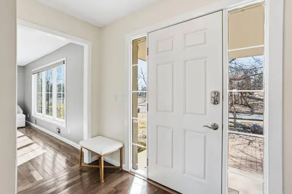 9736 Oxborough RD, Minneapolis, MN 55437