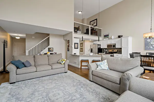 15585 Cherry PATH, Rosemount, MN 55068