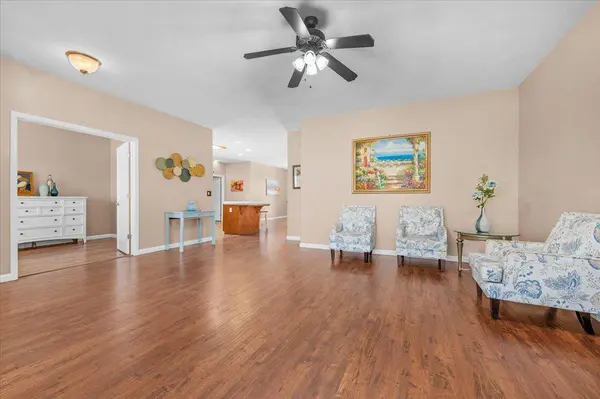 6030 E Dayton AVE, Fresno, CA 93727