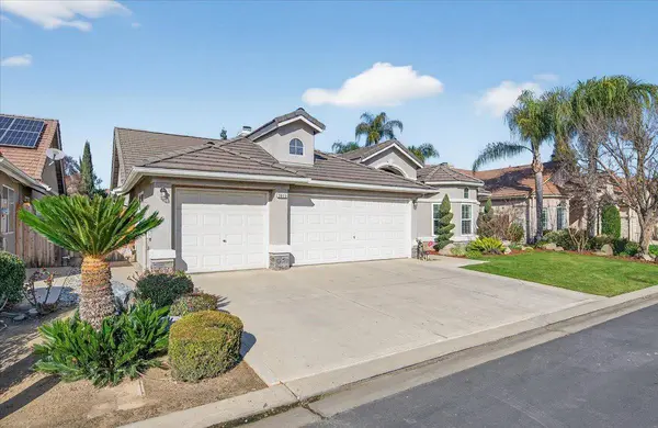 2672 E Bristol CT, Fresno, CA 93720