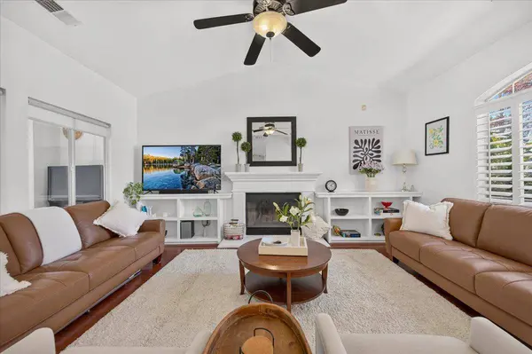 2291 E La Quinta DR, Fresno, CA 93730