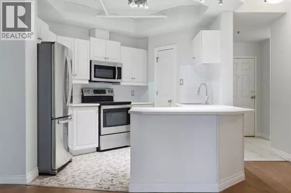 402, 820 15 Avenue SW, Calgary, AB T2R0S1