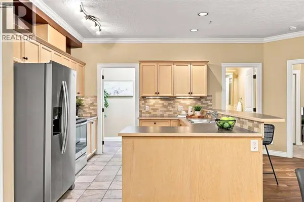 209, 59 22 Avenue SW, Calgary, AB T2S3C7