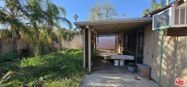 1393 N Navarro Ave, Pasadena, CA 91103