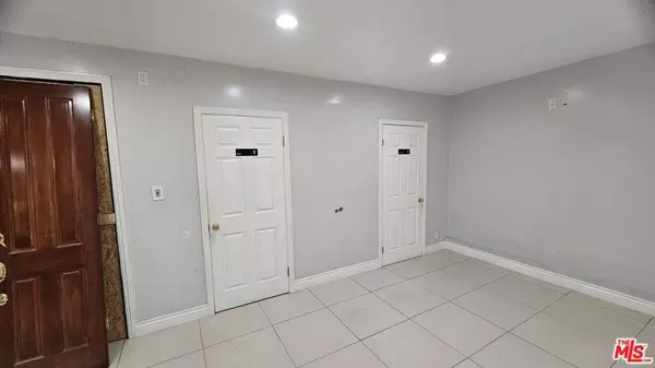 4060 W Century BLVD, Inglewood, CA 90304