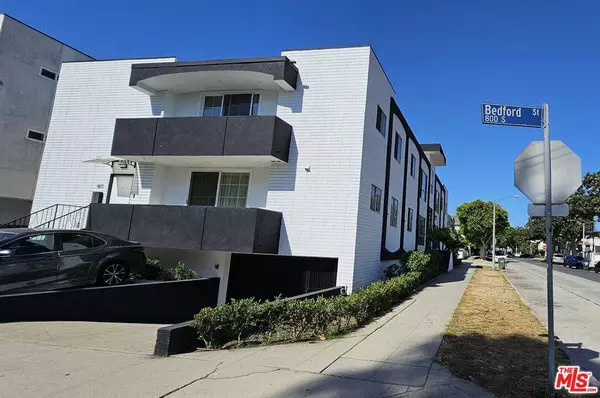 8668 Gregory Way, Los Angeles, CA 90035