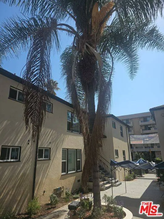 537 S Catalina St, Los Angeles, CA 90020