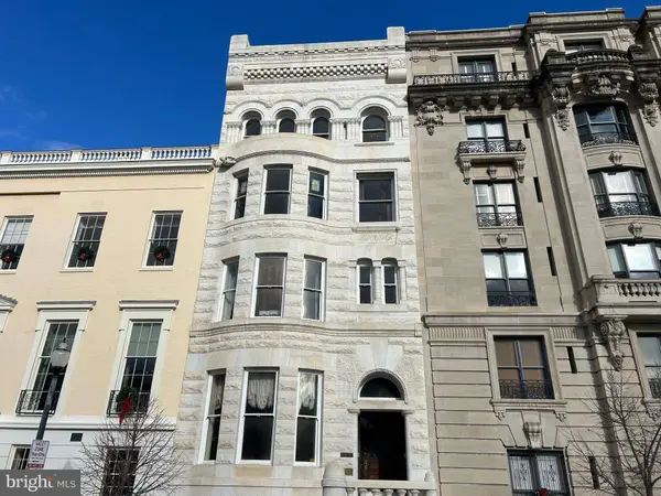 6 W MOUNT VERNON PL #B1, Baltimore, MD 21201