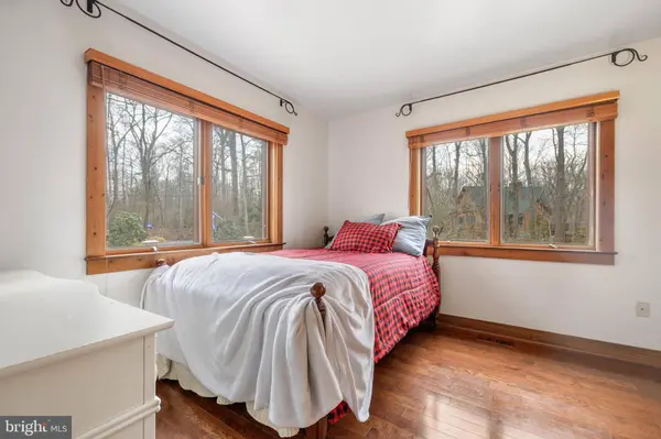 2977 SOUTHAVEN DR, Annapolis, MD 21401