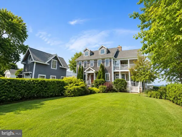 366 QUEEN ANNE RD