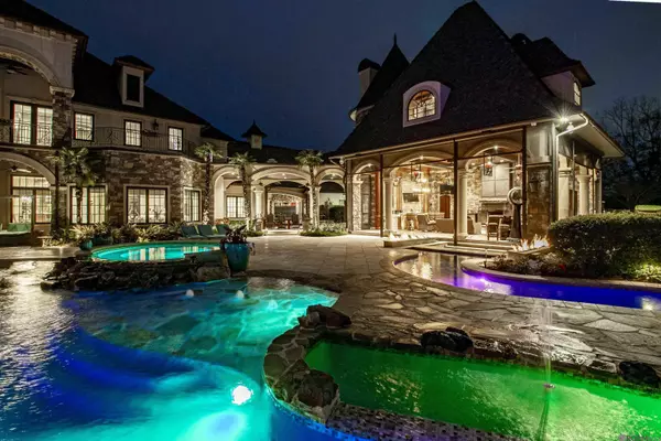 19566 Perkins Road East, Baton Rouge, LA 70810