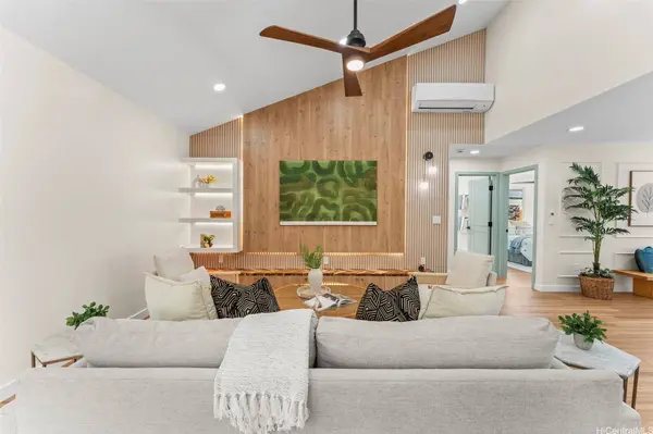 1049 Uluopihi ST, Kailua, HI 96734