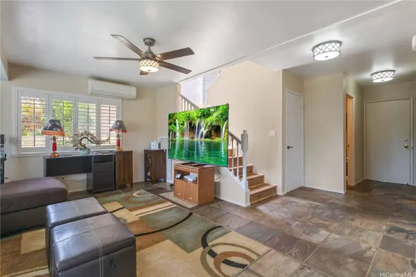 91-1009 Lipo ST, Kapolei, HI 96707