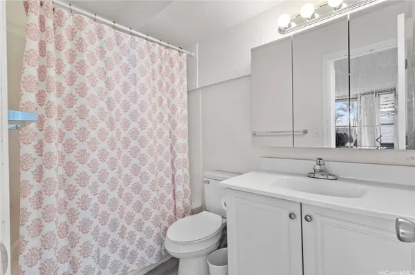 778 Wiliwili ST #202, Honolulu, HI 96826