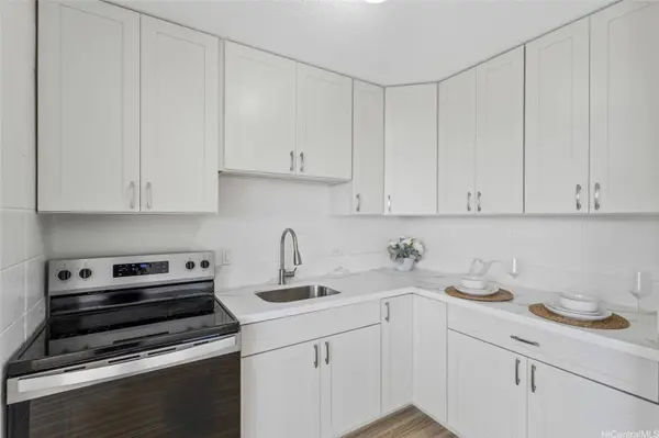 94-099 Waipahu ST #A303, Waipahu, HI 96797