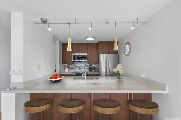 55 S Judd ST #1001, Honolulu, HI 96817