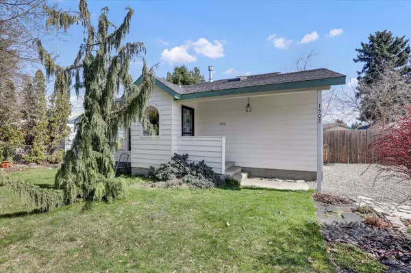 1502 N Bessie Rd, Spokane Valley, WA 99212