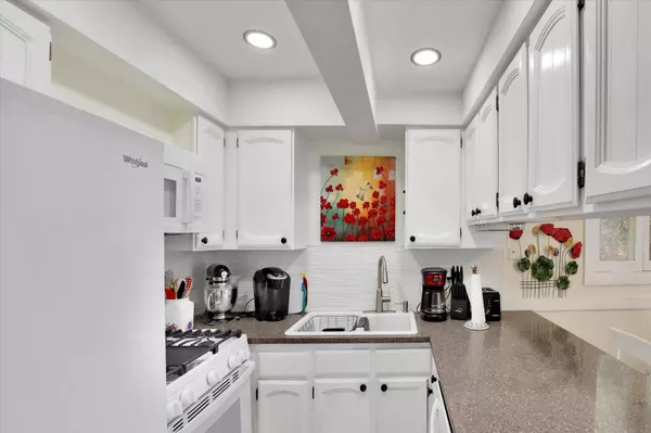 1502 N Bessie Rd, Spokane Valley, WA 99212