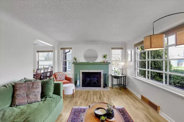 2715 W Longfellow Ave, Spokane, WA 99205